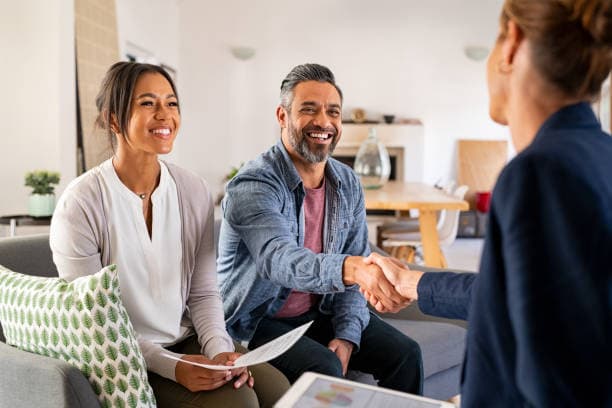 Real estate agent with client